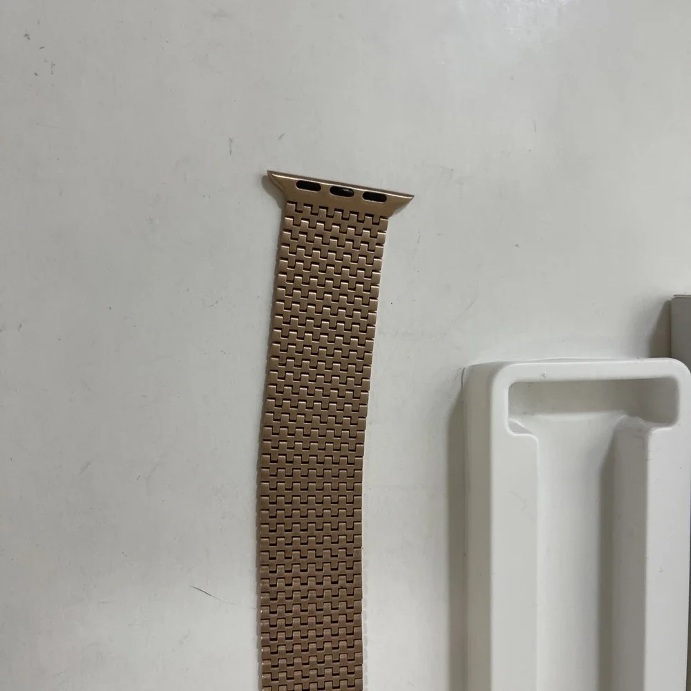 LULULOOK Magnetic Stainless Steel For Apple Watch 42mm‎ Rose Gold New Open Box.